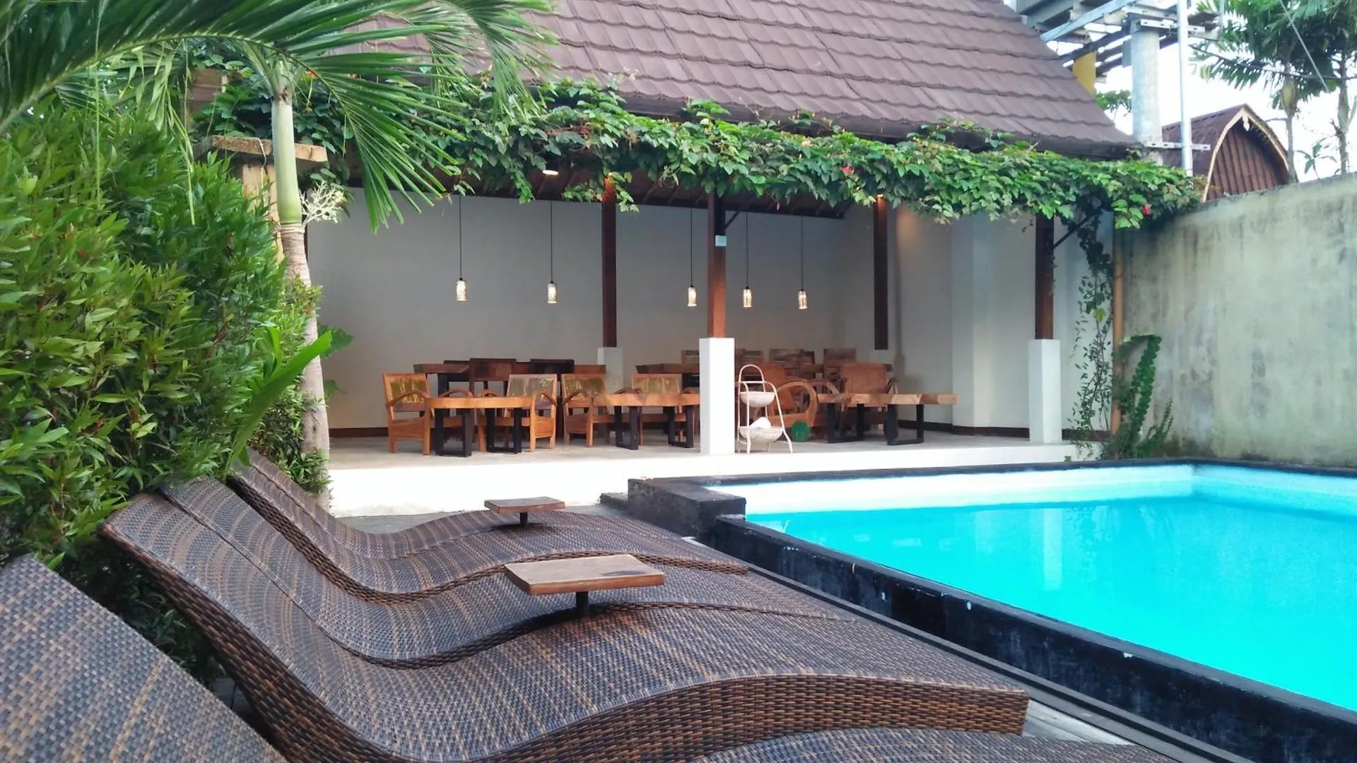 De'Dalam Private Deluxe Apartment Ubud